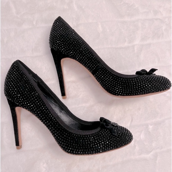 NEW Tory Burch Phoenix Black Suede Crystal Embellished Bow Round Toe Pumps - Picture 4 of 9